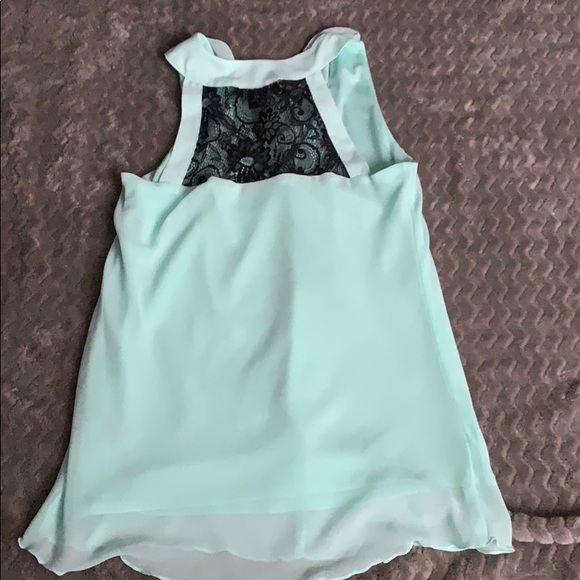5/25 💜 BCX Mint green top - Picture 2 of 2